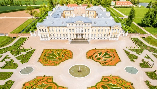 RIGA-RUNDALE-TRAKAI-VILNIUS