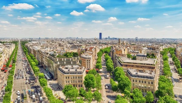 PARIS