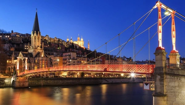 PARIS-BEAUNE-LYON